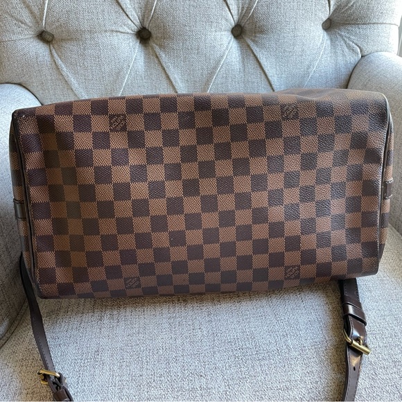 Authentic Louis Vuitton Speedy Bandouliere 35 - Picture 11 of 16